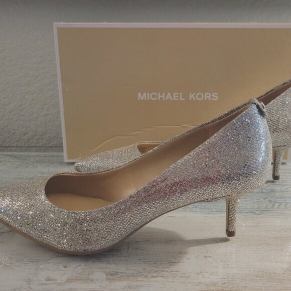 MICHAEL KORS MK-FLEX KITTEN PUMP GLITTER - Picture 5 of 13